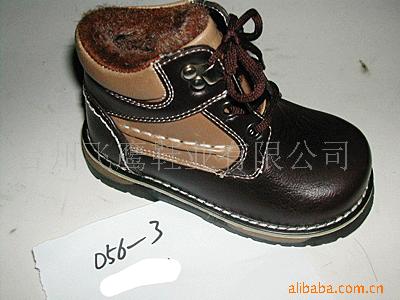 供应童靴