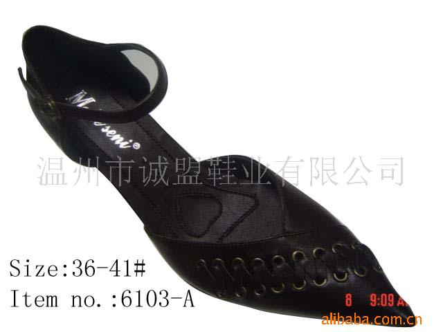 供应女休闲鞋