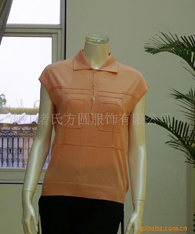 供应女式品牌毛衫系列2折促销——盘条纹背心