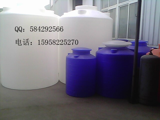 供应2吨塑料桶，供应房顶水箱 房顶水桶 吨PE水箱，2吨塑料桶，3吨塑胶水箱