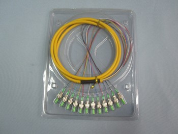 供应束状尾纤（12芯）FC/APC-1.5M