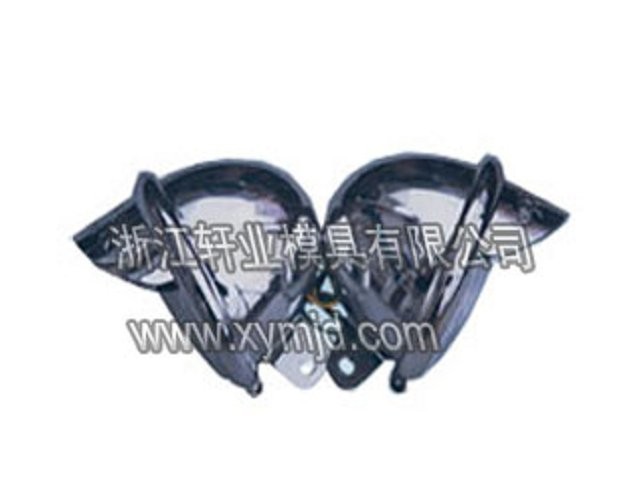 供应汽车灯座模具