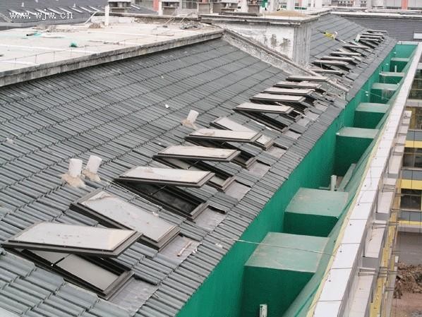 供应斜屋顶窗，承接屋顶采光工程