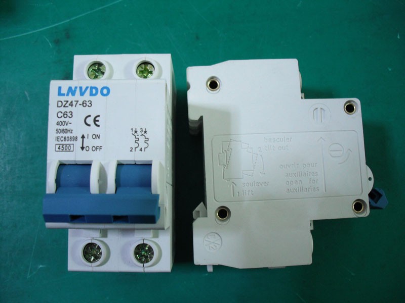 供应DZ47LE-63(C45L)漏电断路器