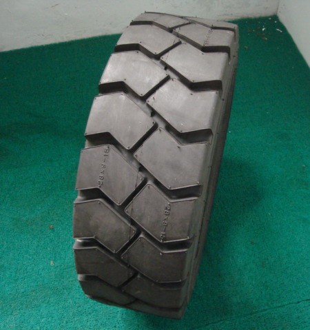 供应米其林卡客车轮胎，米其林卡客车