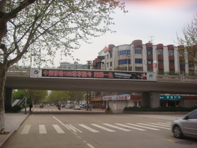 供应绍兴诸暨三面翻广告牌制作浙江三面翻三面翻咨询维修三面翻