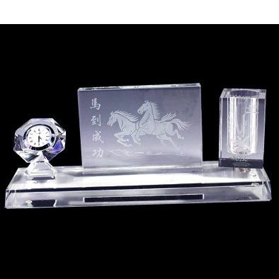 供应水晶笔筒