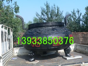 供应香炉雕塑，圆炉雕塑，铁炉雕塑