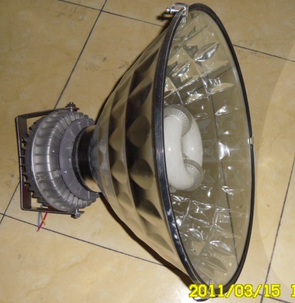环保节能的防水防尘工厂灯  售价