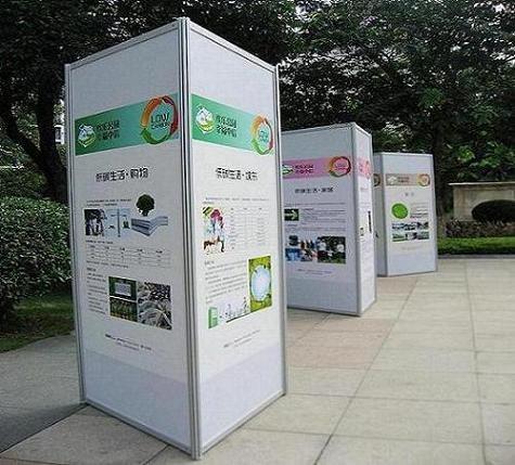 供应书画展览屏风,广告传媒展览屏风,户外贴画展览屏风,展板展画屏风,活动展览