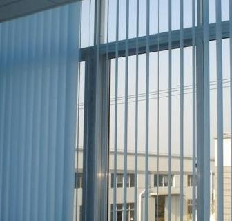 供应竖百叶窗帘、椅套、办公室窗帘