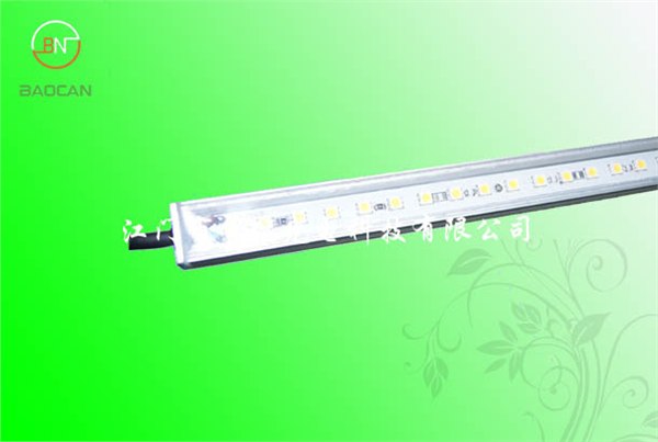供应透光率高抗压防水型LED条形洗墙灯 LED七彩铝条灯