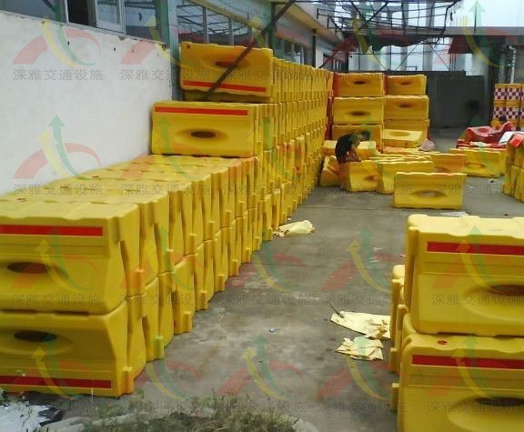 供应广州生产隔离水马 