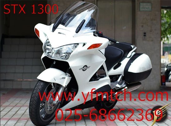 供应全新本田STX1300摩托车 特价:6000元