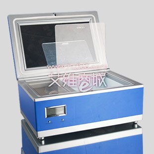 供应3.5升美容小冰箱 化妆品冰箱批发 热卖