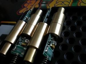 供应各种5--200mw激光模组