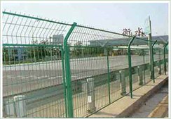 供应高速公路隔离栅