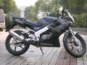 供应出售进口本田CBR150RR摩托车    