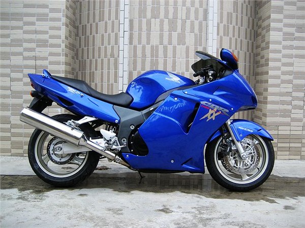 供应06年本田CBR-1100XX摩托车
