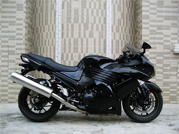 供应06款(六眼魔神)川崎ZZR1400摩托车 