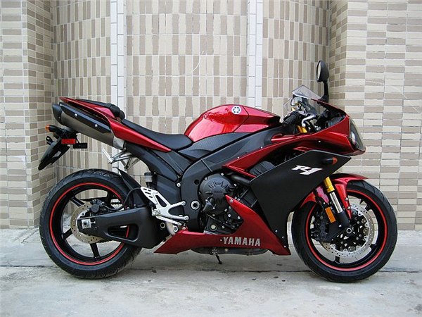 供应2008款雅马哈YZF-R1摩托车 