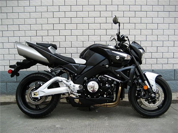 供应铃木 GSX-R1000(K8)摩托车 