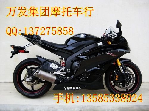 雅马哈YZF-R6摩托车