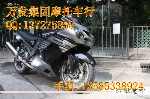 川崎ZZR1400摩托车