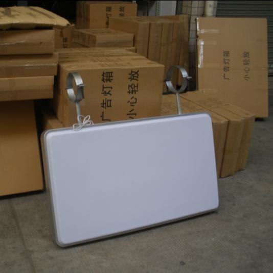 供应优质吸塑灯箱、路灯杆灯箱、户外吸塑灯箱批发