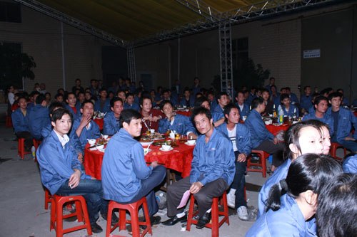 供应晚会策划
