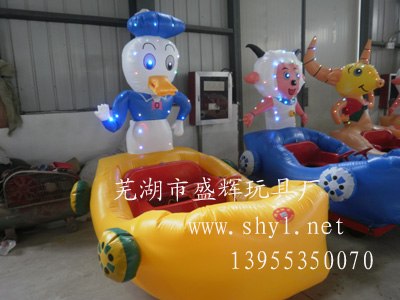 猪八戒彩灯充气车 唐老鸭彩灯充气车 圣诞老人彩灯充气车