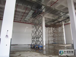 供应高空作业平台出租，剪型升降机