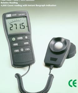 供应数字照度计TES1335