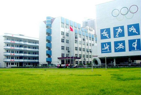 供应上海橡胶地砖，人工草坪，橡胶地垫