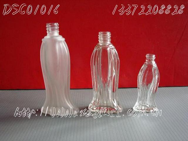 玻璃瓶厂供应各种香水瓶，膏霜瓶