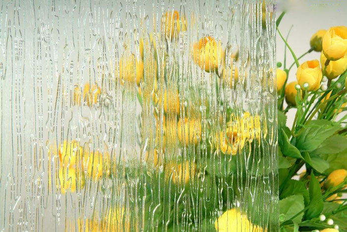大雨花压花玻璃