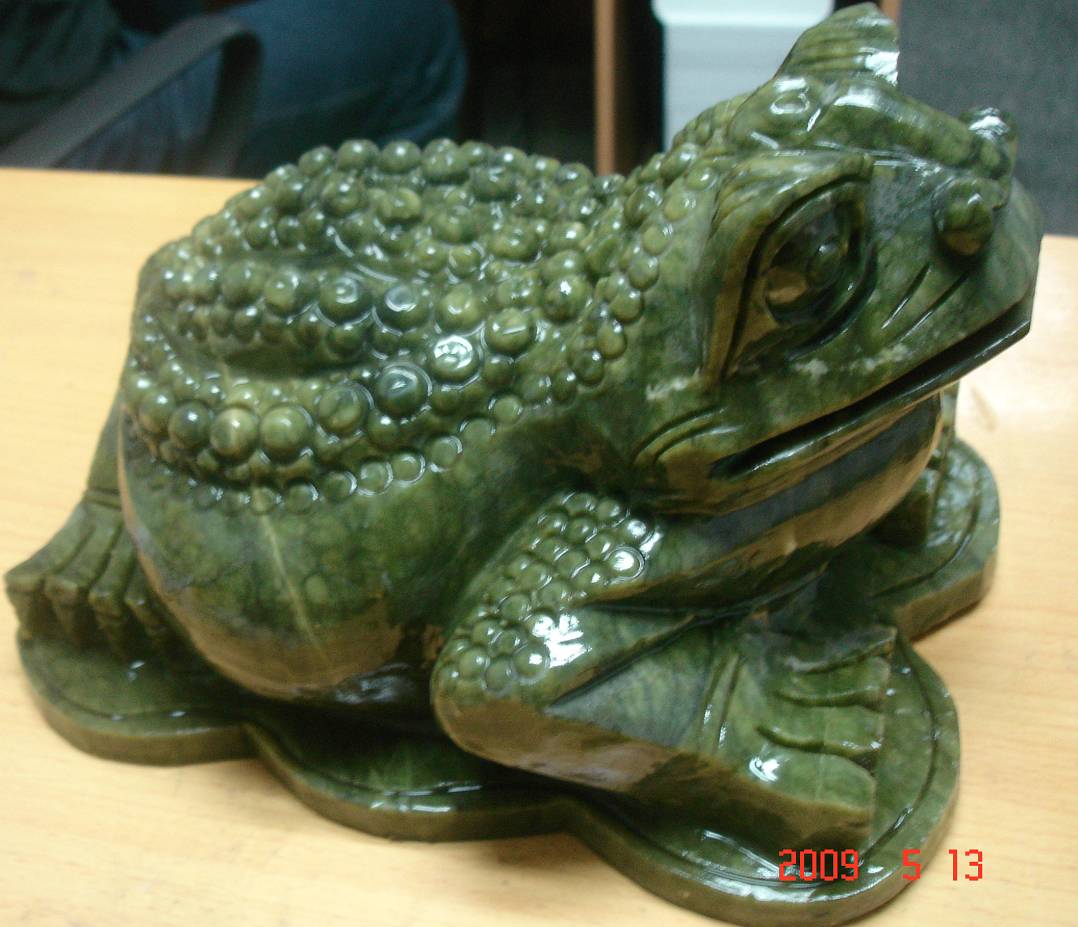 风水镇宅玉蟾  旺财避邪镇宅