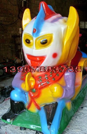 大款MP3超人奥特曼摇摆机 