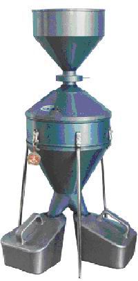 钟鼎式分样器 