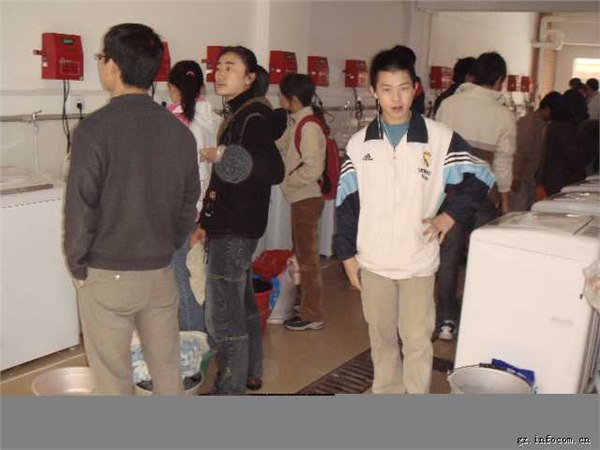供应福建投币洗衣机 长沙投币电脑四川供应