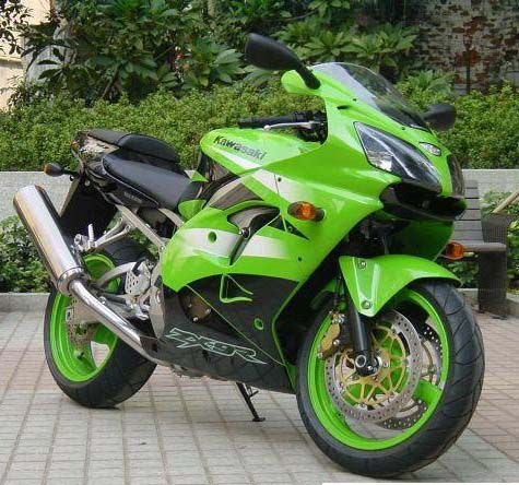 出售川崎摩托车ZX-9R