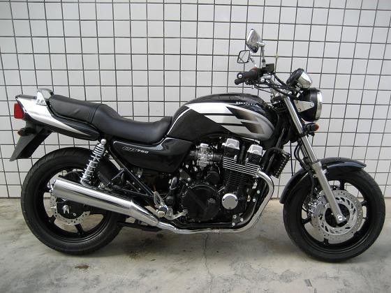 供应超级雅马哈摩托车CB750赛车600道路跑车专卖店