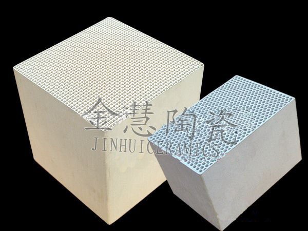 供应刚玉莫来石蜂窝陶瓷