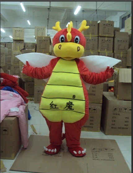 供应北京卡通服装大连人偶服饰，动漫表演服装公仔