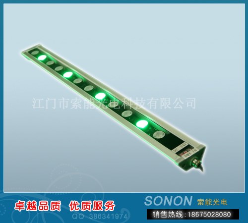 供应寒风冷夜索能LED洗墙灯让你更添色彩