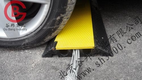 供应穿线线槽板规格-穿线线槽板厂家-吉林穿线线槽板