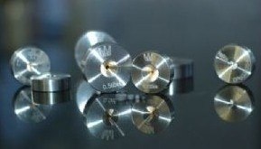 供应四公钻石拉丝模具 钻石聚晶模具异形/拉丝模具/拉丝模具