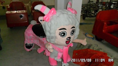 美羊羊彩灯毛绒电瓶玩具车