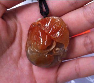 供应供应翡翠玉器挂件