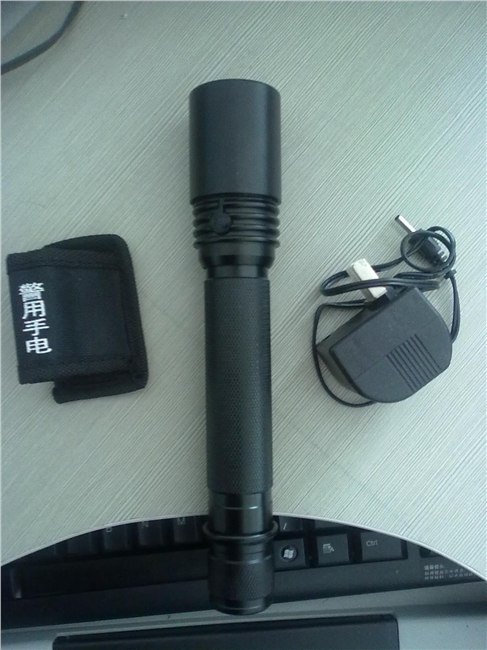 供应LED防爆手电筒 安防强光手电筒 